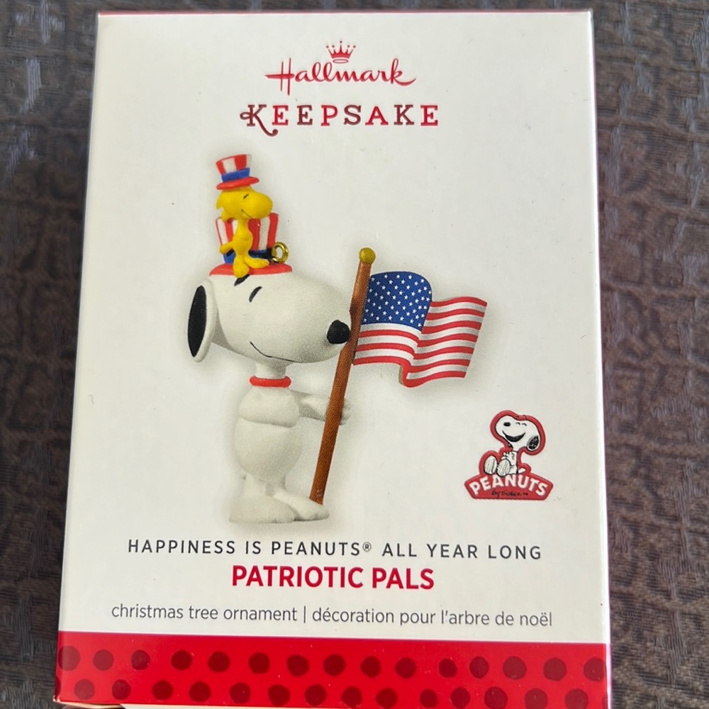 New in box hallmark keepsake ornament “patriotic pals”